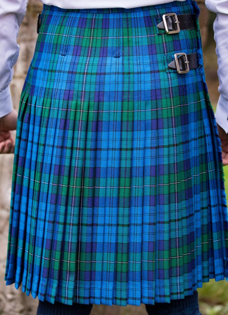 Welsh Kilts Men's 8 yard Formal Kilt - Image 6